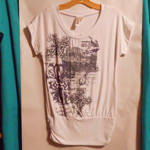 Women's Top - T-Shirt